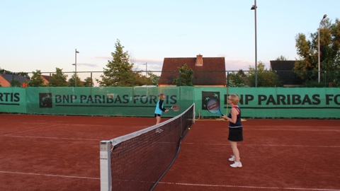 TCZ'ers Meet Start To Tennissers 2019 W (21)